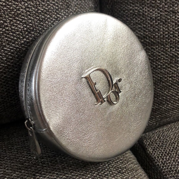 Dior Silver Round Small Pouch Vanity Authentic - Picture 3 of 13